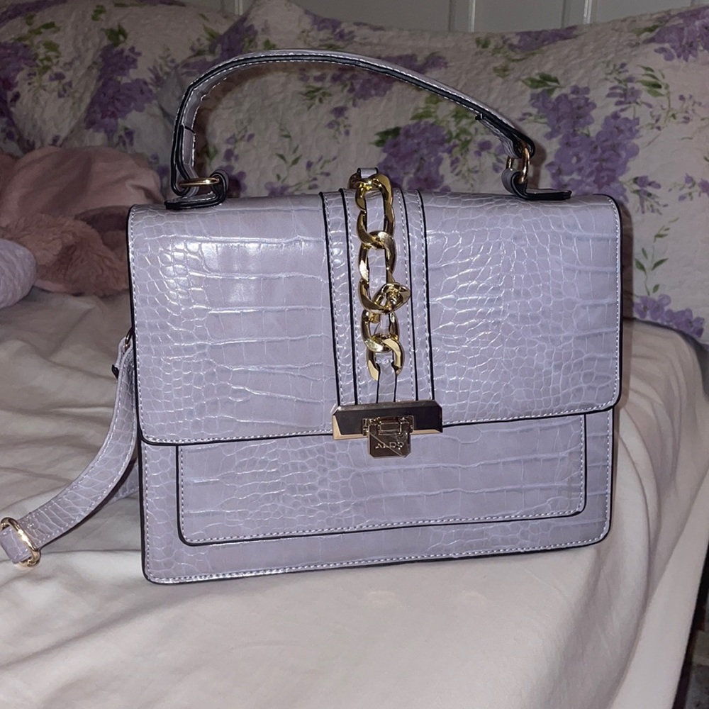 NWOT purple handbag